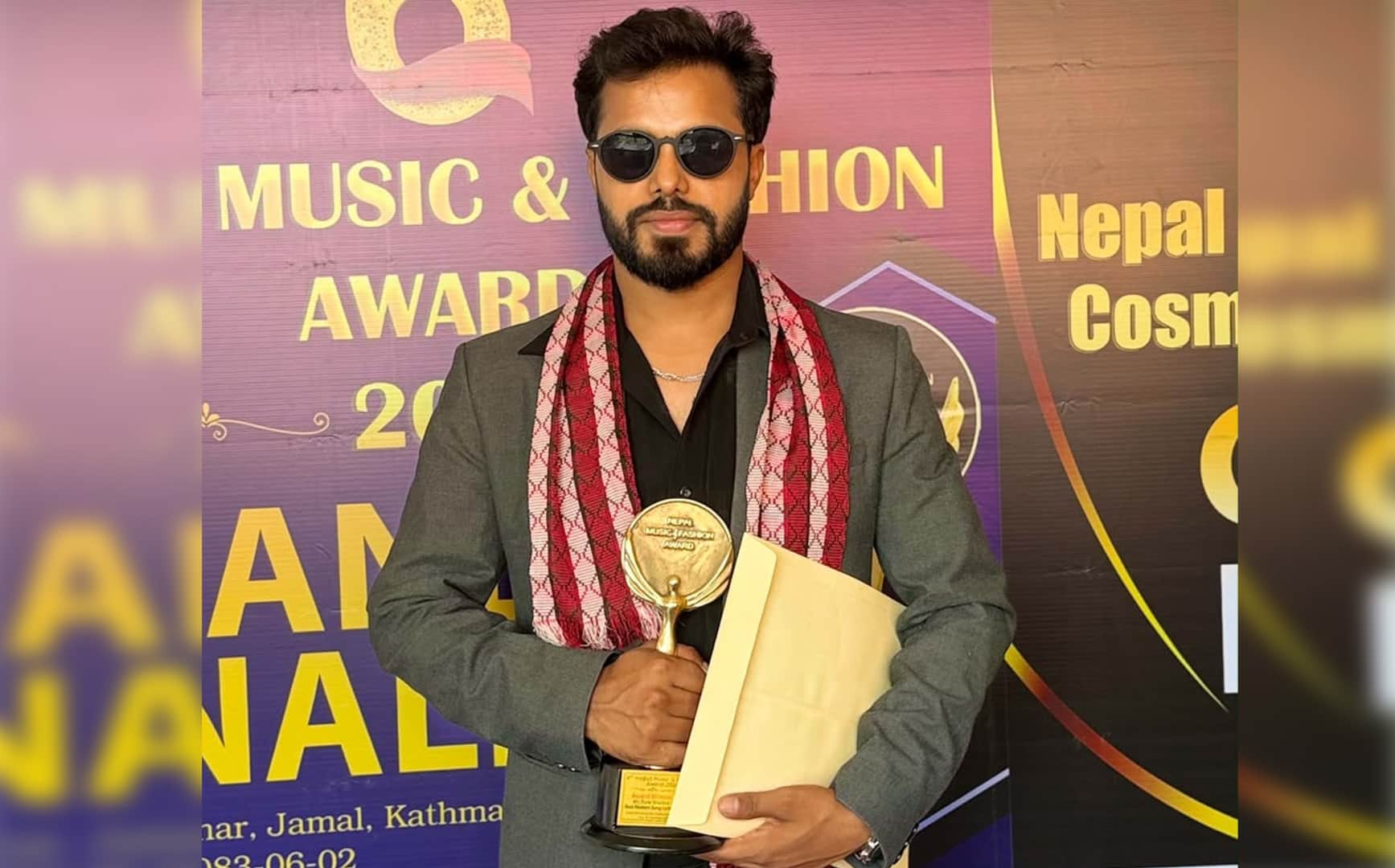 'किन रुन हुन्नर मर्दले’का शब्दकार राम शर्माको पहिलो गीतमै अवार्ड, भन्छन्– ‘जिम्मेवारी थपिएको महसुस भयो’
