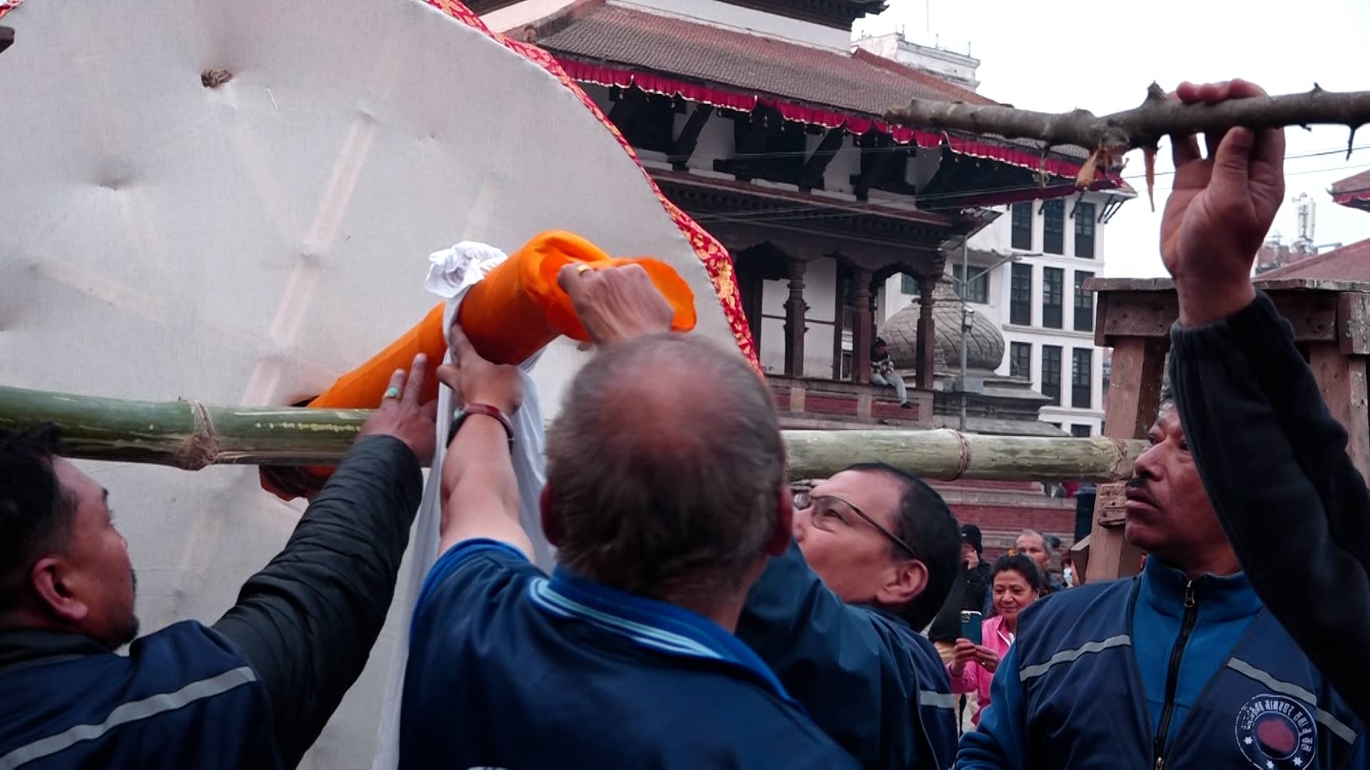 आजवाट होली पर्व आरम्भ,बसन्तपुरमा चीर ठड्याइयो