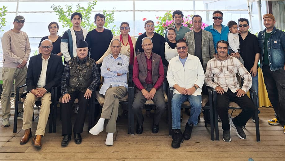 शम्भुजित बास्कोटालाई विन्ध्यवासिनी लाइफटाइम अवार्ड. गायिका रचना रिमाललाई सम्मान