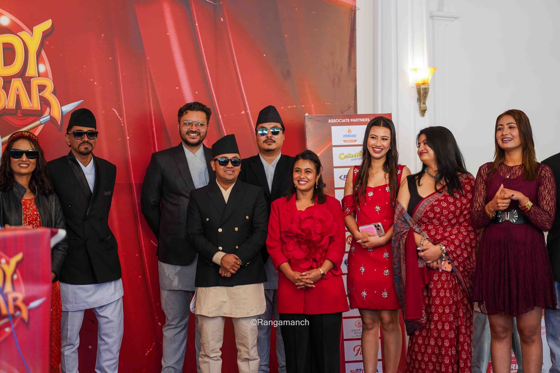 ‘कमेडी दरबारको तेस्रो सिजनमा हिमेश र उत्सव ‘आउट’, दीया मास्केको इन्ट्री