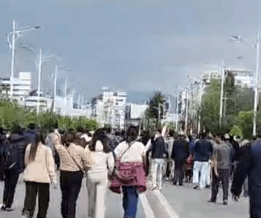 माइतीघर तनावग्रस्त, गाडी तोडफोड