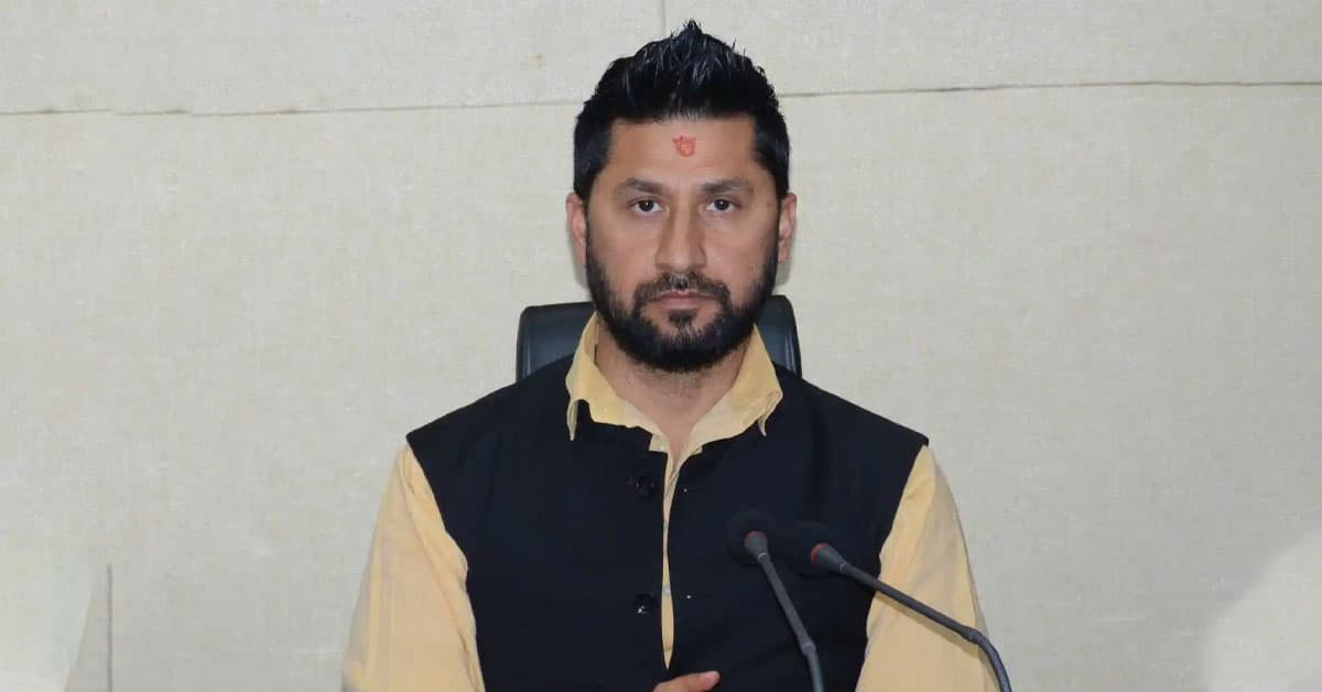 कुनै गुट बनाउनु पर्दैन, घण्टी मुनी सबै अटाउन सक्छौँ : रवि लामिछाने