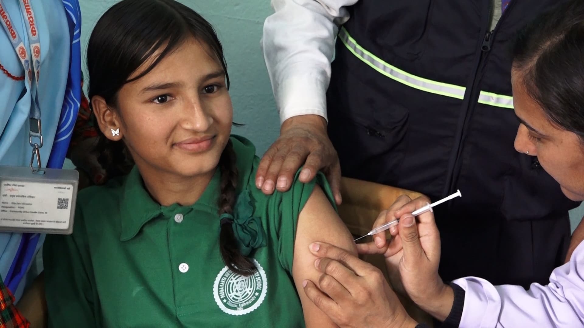 काठमाडौं महानगरद्वारा विद्यालय केन्द्रित निशुल्क एचपीभी खोप अभियान सुरु