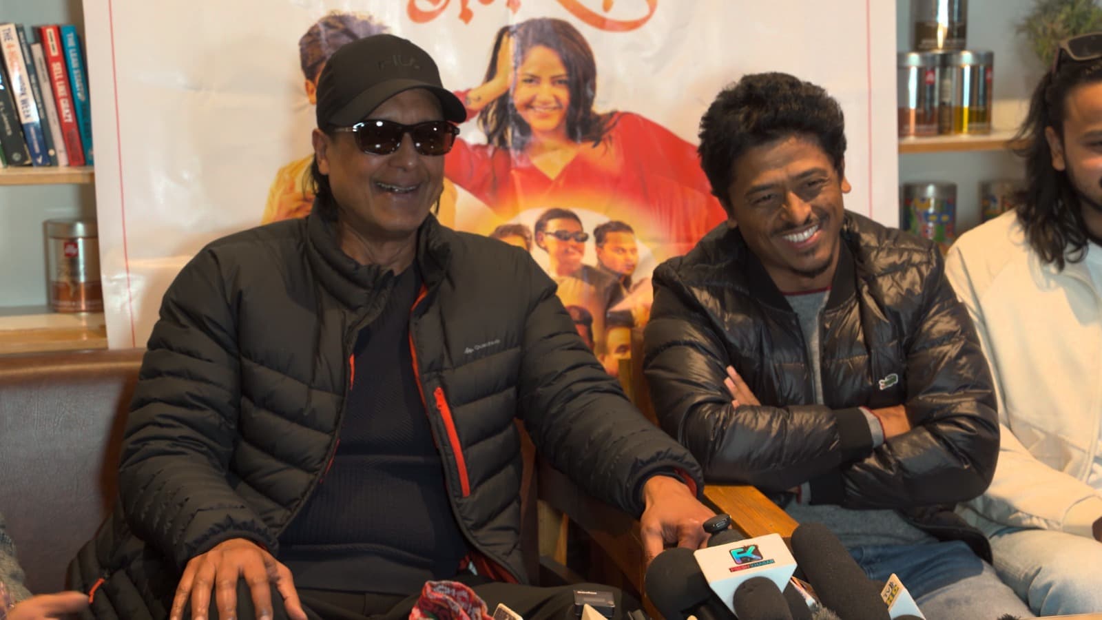 ‘गोबर गणेश’लाई अभिनेता राजेश हमालको साथ 