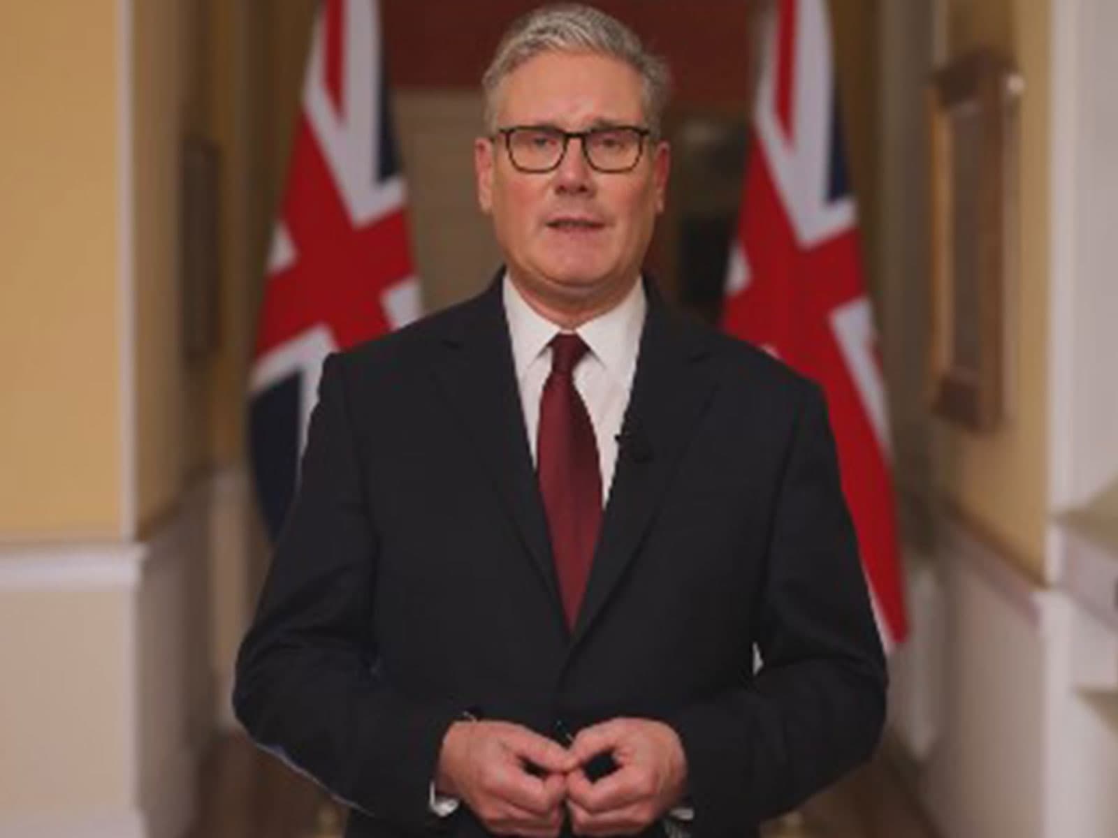 अमेरिकालाई सैन्य आधार प्रयोग गर्न दिन बेलायत राजी, इरानविरुद्ध  कारबाहीमा भने सहभागी नहुने