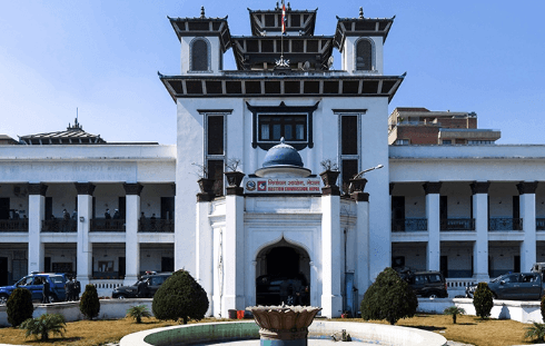 निर्वाचन आयोगले आज उम्मेदवारको नामावली सार्वजनिक गर्दै