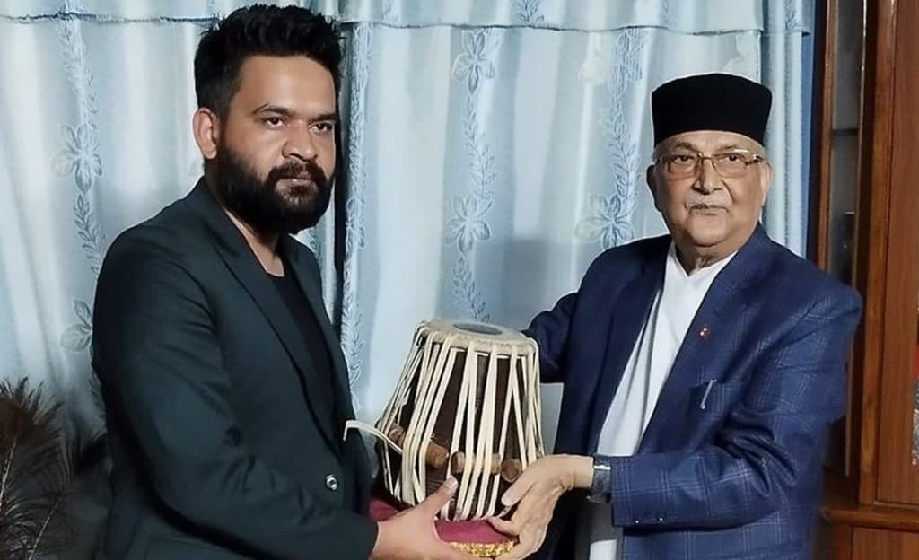 ओलीको पब्लिक डिबेटको आह्वानमा बालेनको जवाफ : ७६ जना बच्चाको हत्यारासँग एउटै मन्चमा उभिइन्नँ