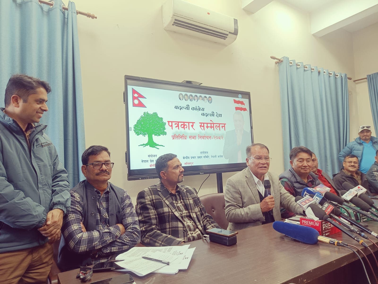 कांग्रेसको घोषणापत्रमा ‘भिजन–१०’, सुशासन र विकासलाई प्राथमिकता