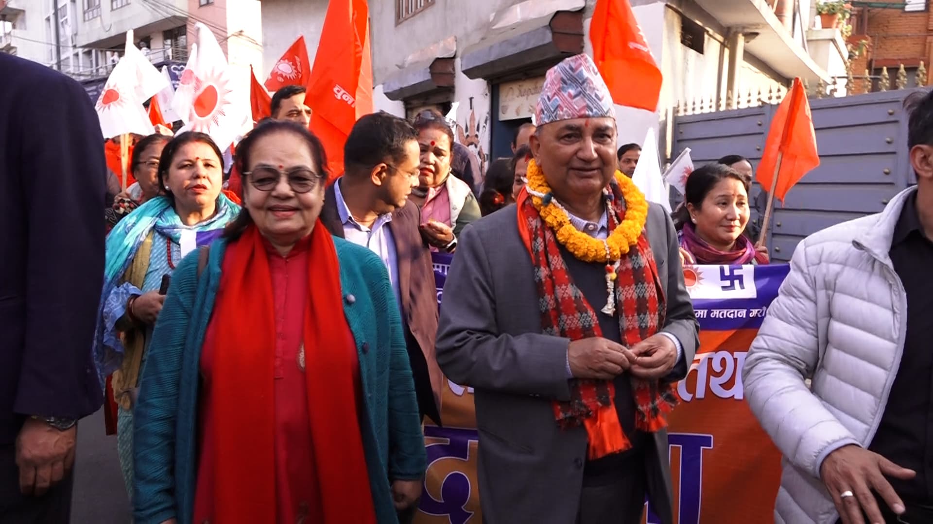 काठमाडौं–५ मा ईश्वर पोखरेलको घरदैलो, स्वाधिनताका मुद्दामा दृढतापूर्वक उभिने