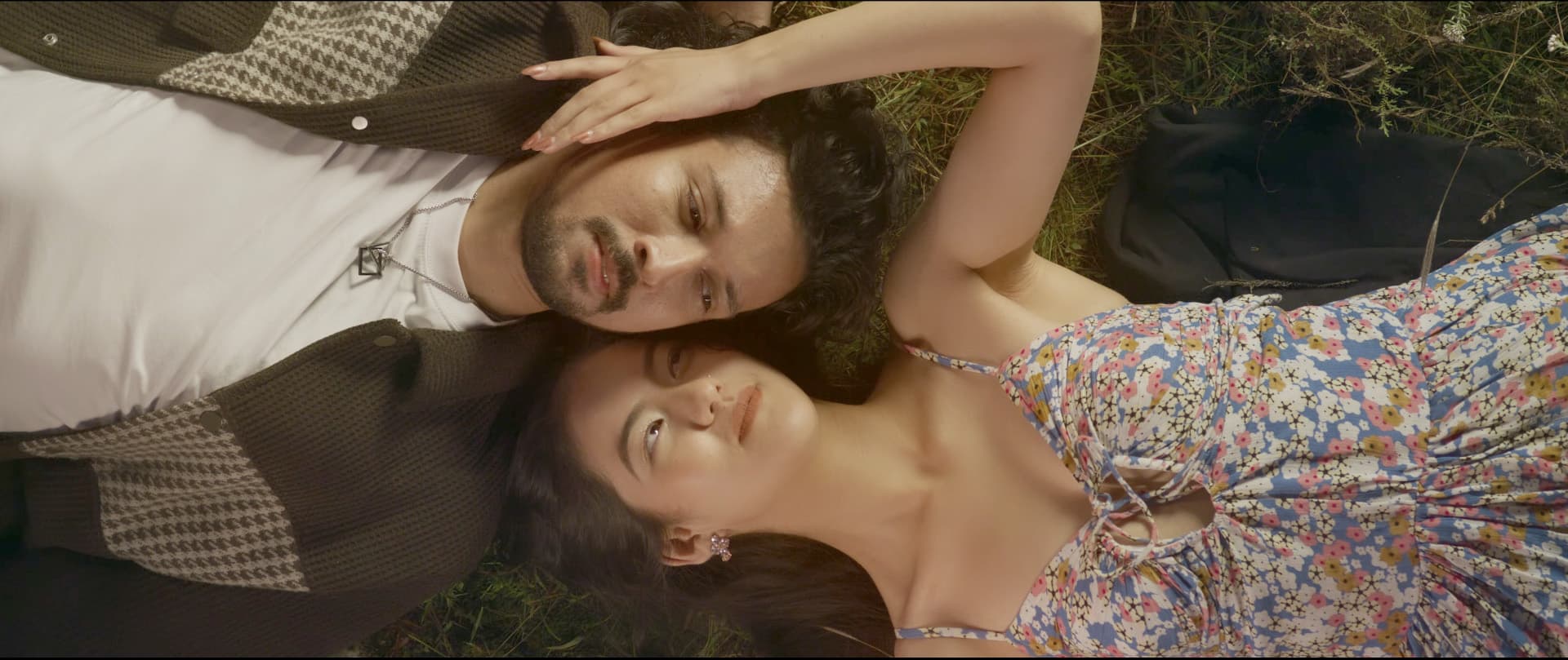 समीर भट्ट र कृशु शाहीको रोमान्सले भरिएको ‘लालीगुराँस’ सार्वजनिक