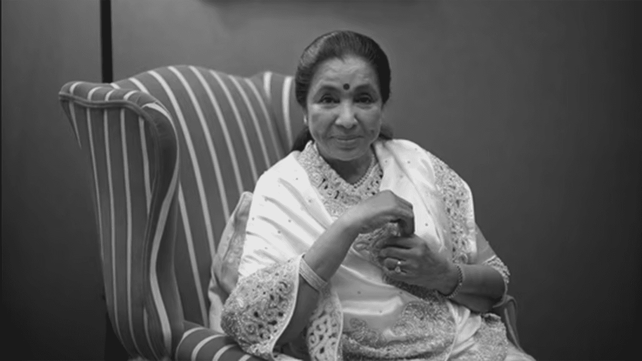 चर्चित गायिका आशा भोस्लेको निधन