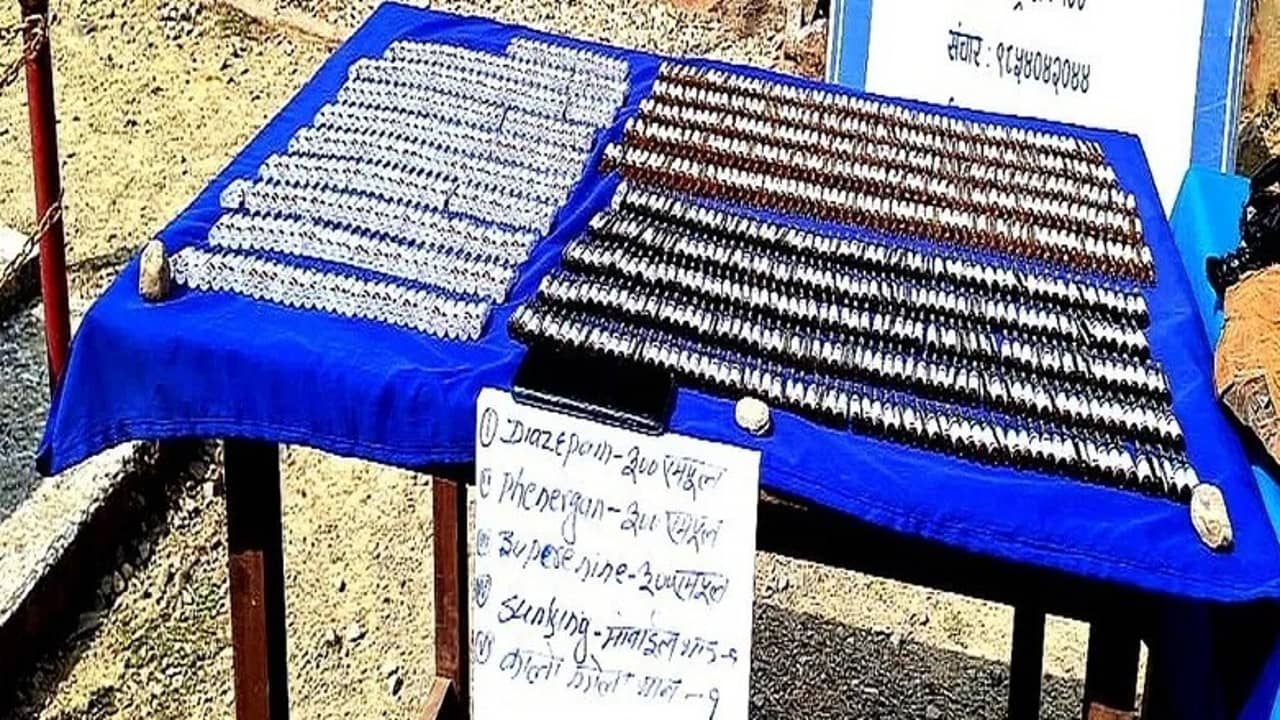 सिन्धुलीको भिमान चेकपोष्टमा ठूलो परिमाणमा लागुऔषध बरामद, एक जना पक्राउ
