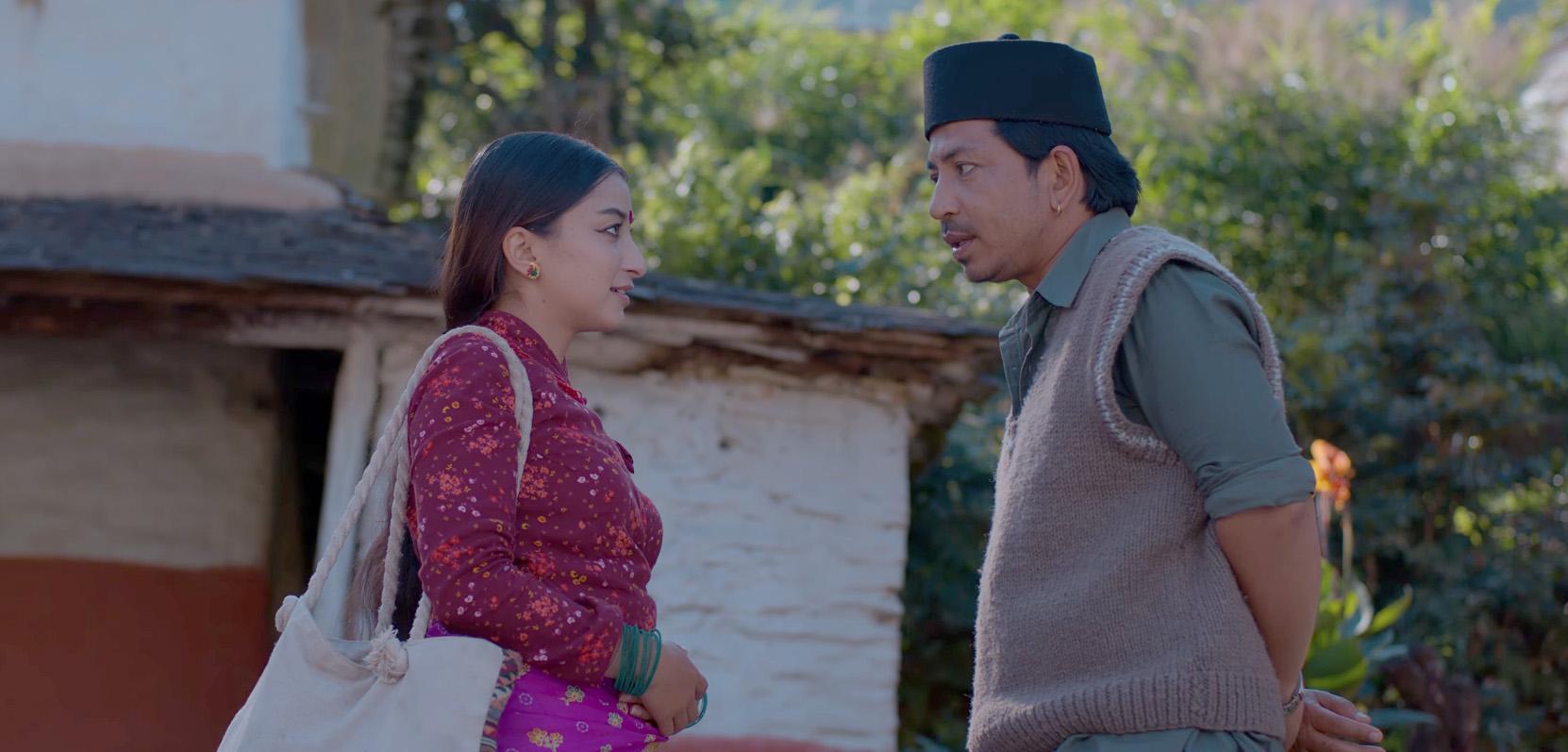 फिल्म ‘परालको आगोमा’समावेश गीत ‘बिरही बतास’ सार्वजनिक गरेको छ।’