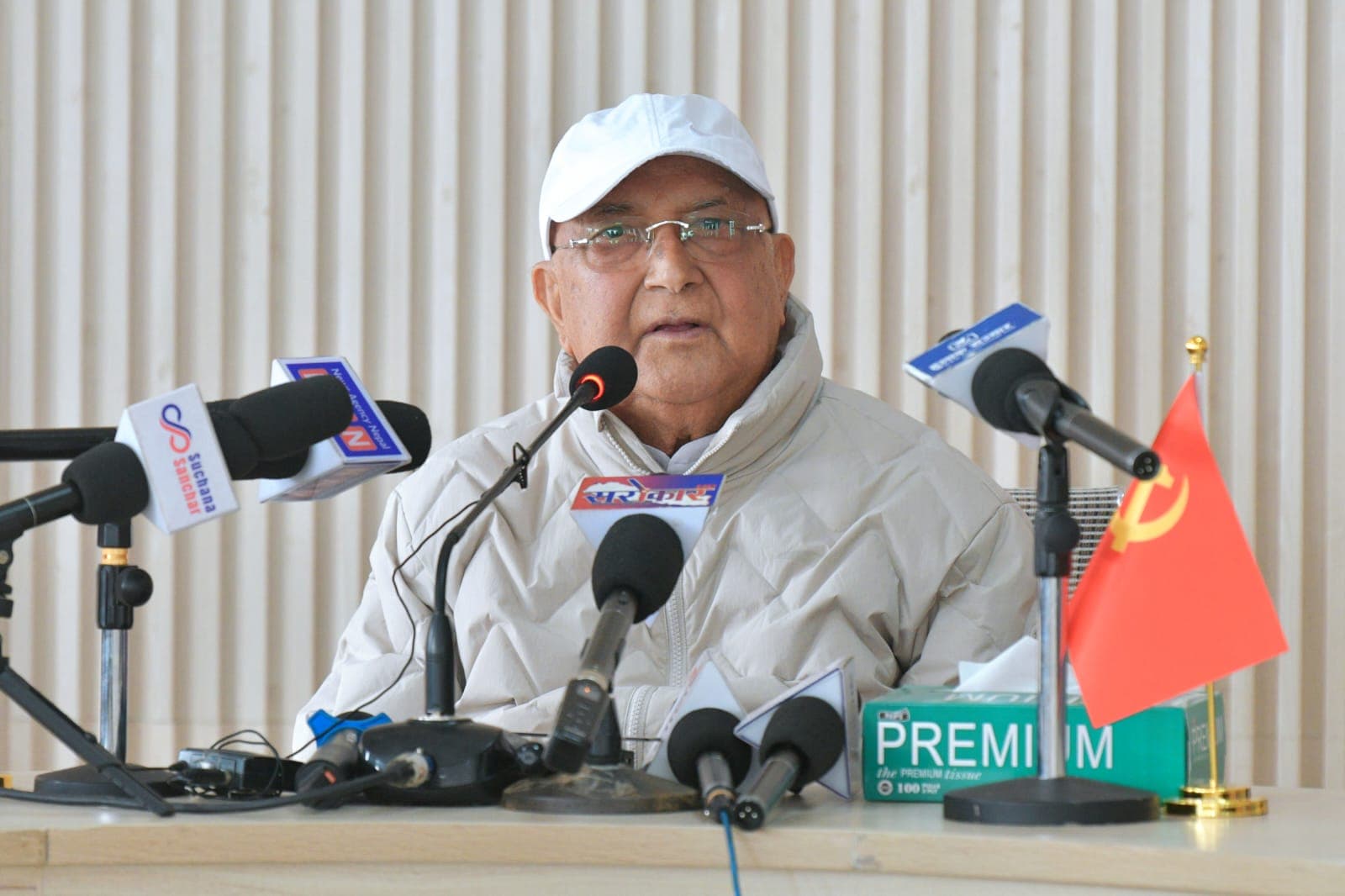 आयोगको प्रतिवेदन पूर्वाग्रहपूर्ण र भद्दा नाटक हो : अध्यक्ष ओली