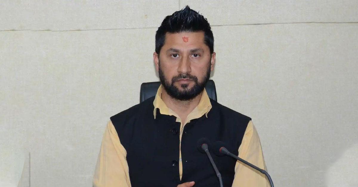 कुनै गुट बनाउनु पर्दैन, घण्टी मुनी सबै अटाउन सक्छौँ : रवि लामिछाने