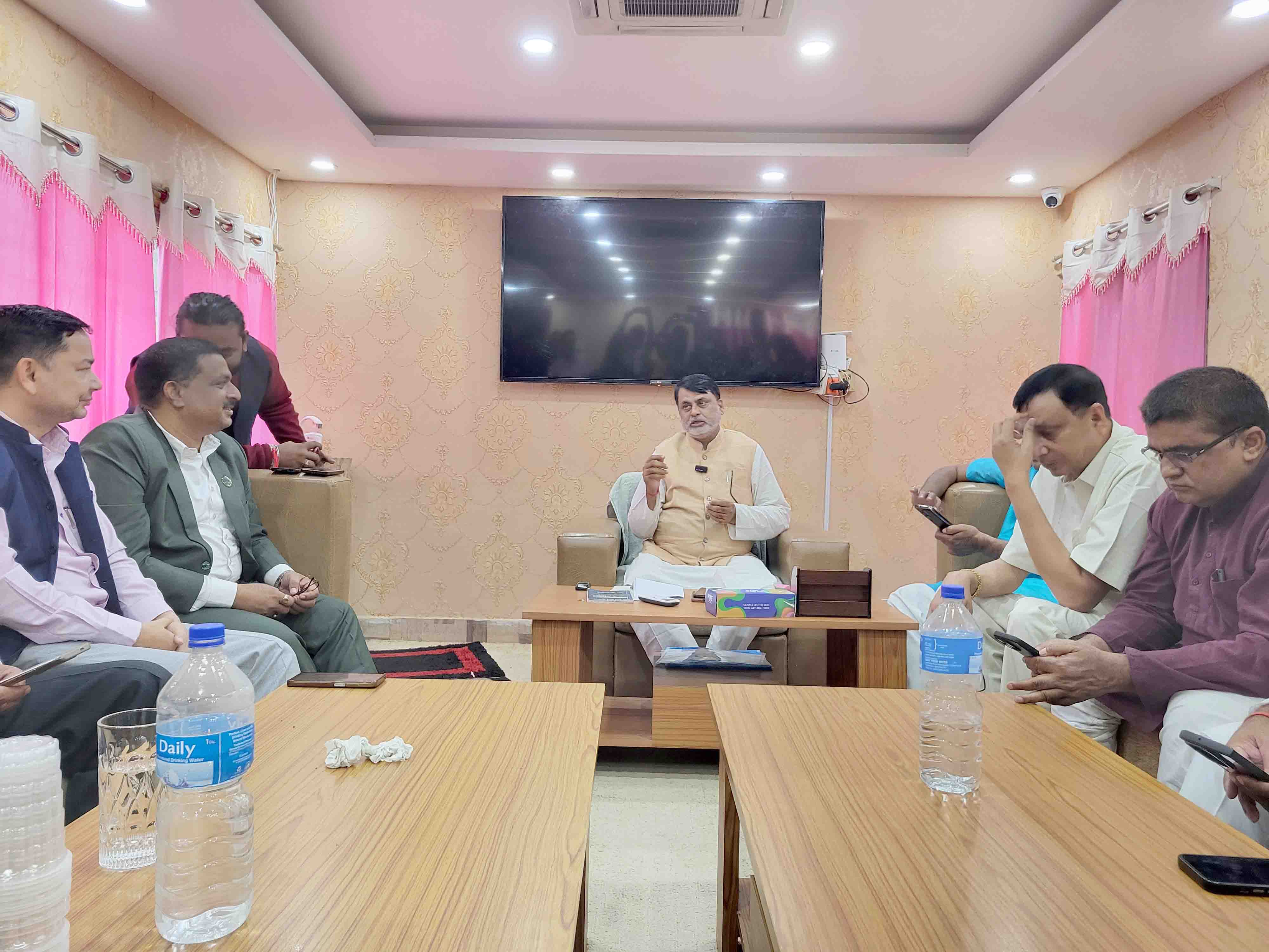 मुख्यमन्त्री नियुक्तिबिरुद्ध सर्वोच्चमा जाने सात दलको निर्णय