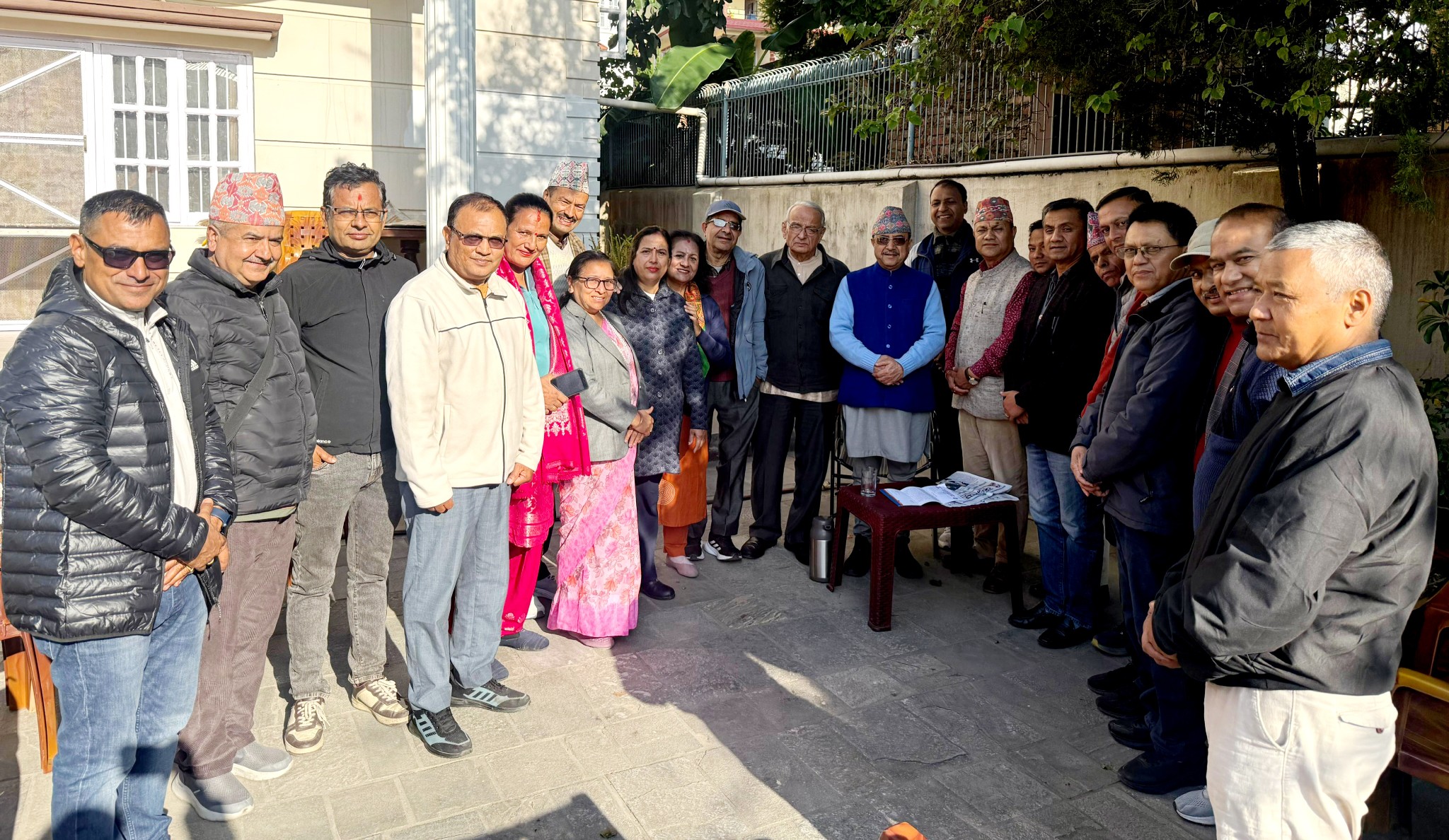 कावा सभापति खडकालाई ट्रेड युनियन कांगे्रसको ज्ञापन : निर्वाचनअघि महाधिवेशन गरौं